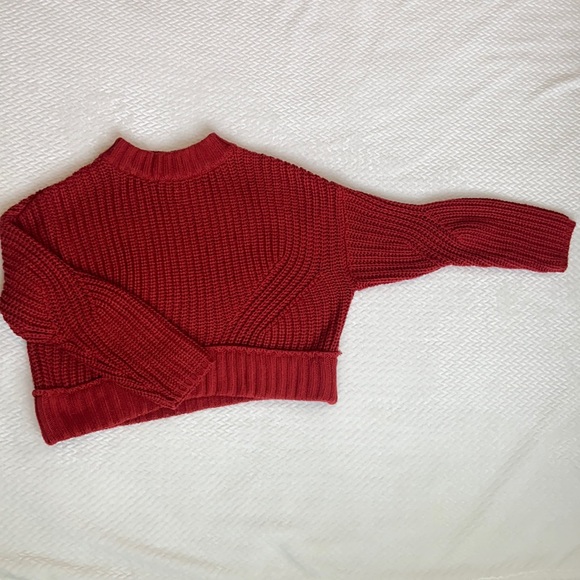 Red moon&madison sweater *SOLD* - Picture 1 of 3